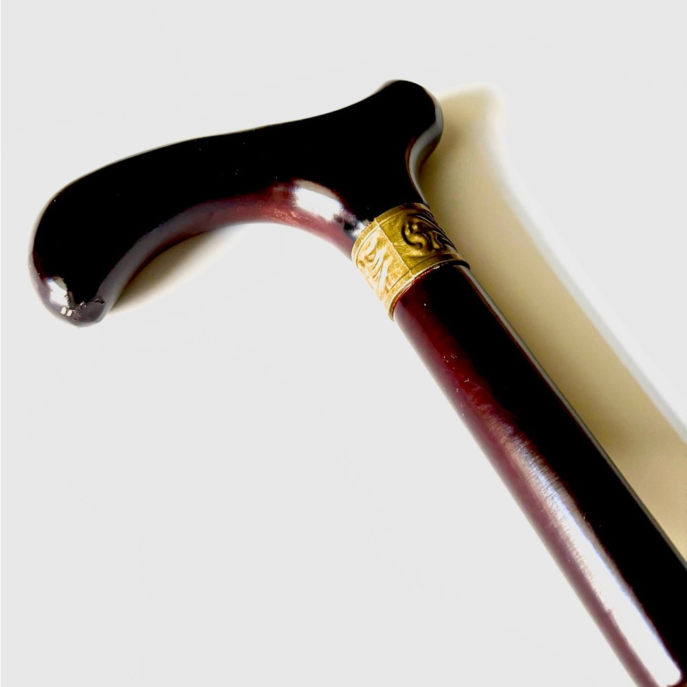 Grand Wooden Cane with small imperfections on handle (H)